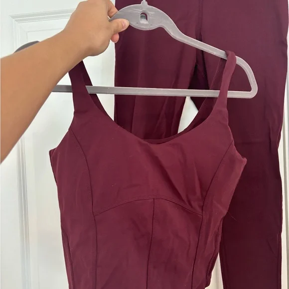 Danskin Wine Active Leggings & Cropped Tank Set - Picture 6 of 10